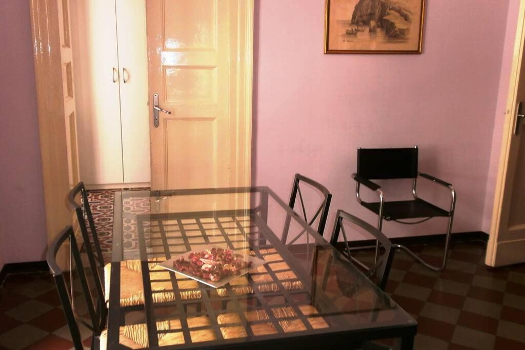 Three Rooms Near Central Station Catania Eksteriør billede